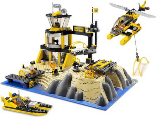 LEGO Town Coast Watch HQ - 7047