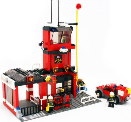 LEGO Town Fire Station - 7240