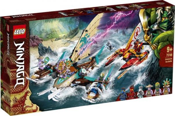 LEGO Ninjago Catamaran Zeeslag - 71748