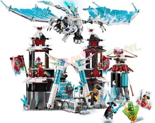 LEGO Ninjago Kasteel van de Verlaten Keizer - 70678